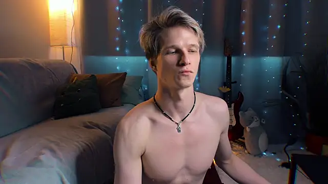 Breston Sweet online show from 04/11/26, 07:27