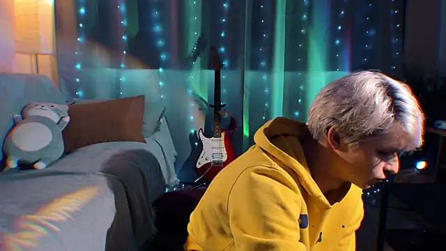 Breston Sweet online show from 12/14/25, 08:09