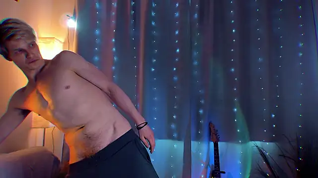 Breston Sweet online show from 03/27/26, 06:11