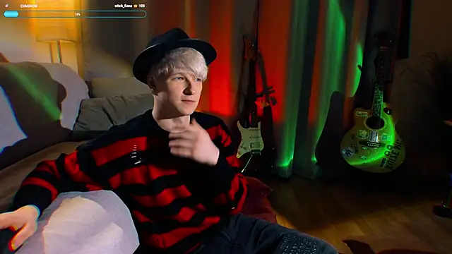 Breston Sweet online show from 10/30/25, 08:28