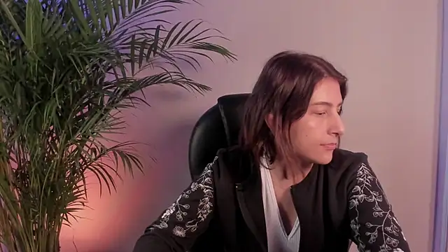 isa kiss online show from 02/11/26, 12:27