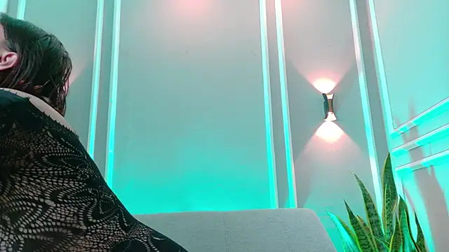 isa kiss online show from 02/21/26, 12:51