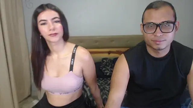 Snapshot of couplesex_ve chatting on 05/15/26, 12:58 couplesex ve online show from 05/15/26, 12:58