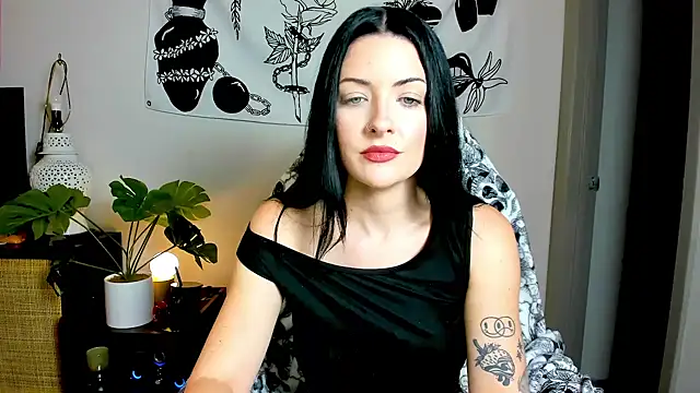 MelroseStrip online show from 11/11/25, 11:20