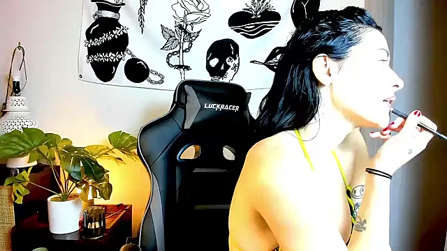 MelroseStrip online show from 11/08/25, 12:58