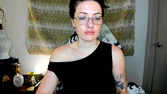 MelroseStrip online show from 09/21/25, 07:52