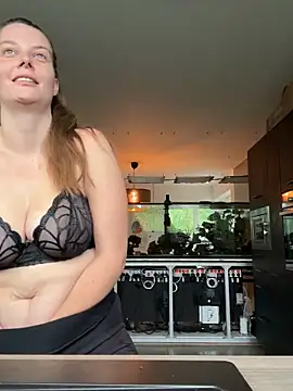 newMichelle online show from 09/22/25, 06:19