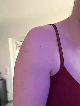 newMichelle online show from 03/12/26, 07:12