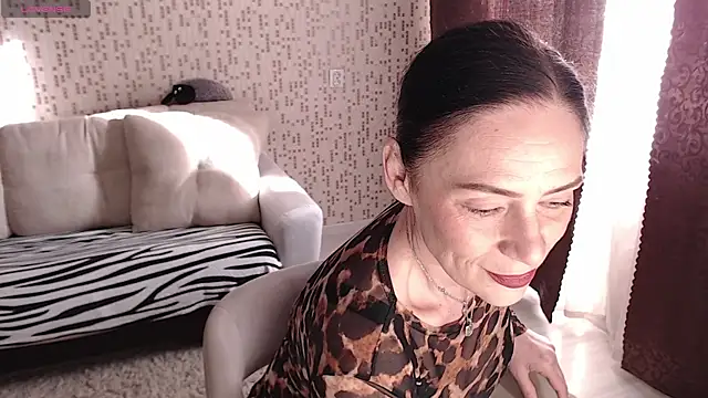 BelovedLady online show from 11/03/25, 06:18