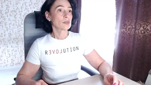 BelovedLady online show from 04/13/26, 06:17