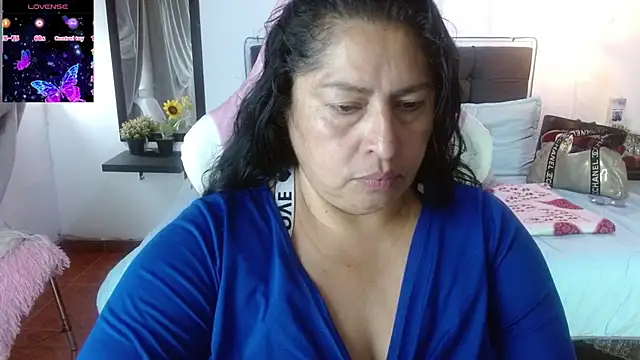 Snapshot of Keyla01_ chatting on 02/18/26, 02:13 Keyla01 online show from 02/18/26, 02:13