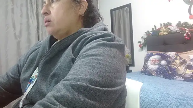 Keyla01  online show from 11/20/25, 12:06