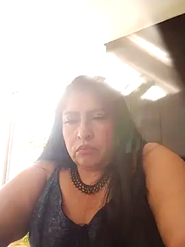 Snapshot of Keyla01_ chatting on 10/16/25, 06:05 Keyla01 online show from 10/16/25, 06:05