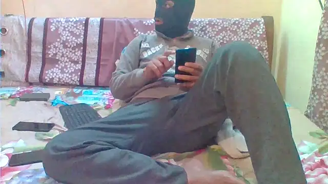 Snapshot of Nikki_Nikku chatting on 01/27/25, 03:18 Nikki Nikku online show from 01/27/25, 03:18