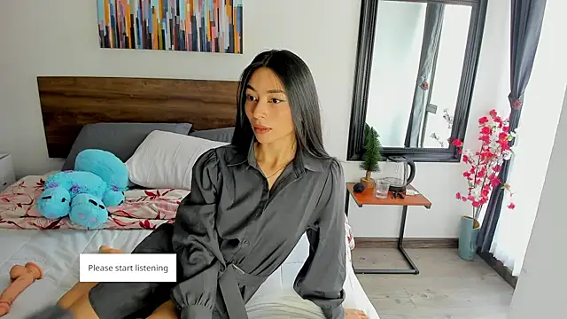 Snapshot of Ginebraa_Saenz chatting on 09/19/25, 02:43 Ginebraa Saenz online show from 09/19/25, 02:43