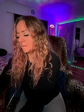 sage love online show from 10/18/25, 02:13