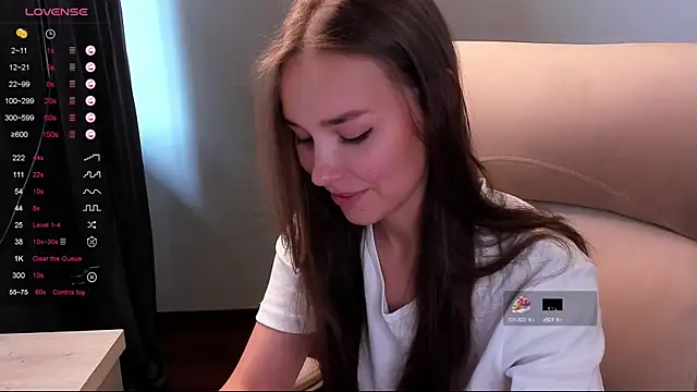 AliceOrlova online show from 09/17/25, 10:28