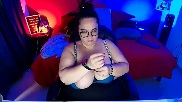 lulubigtitts1 online show from 01/14/26, 03:48