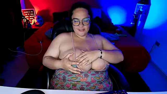 lulubigtitts1 online show from 09/24/25, 03:46