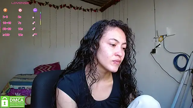 Snapshot of Olivia_Bright chatting on 07/28/26, 08:12 Olivia Bright online show from 07/28/26, 08:12