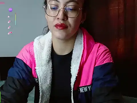Olivia Bright online show from 05/08/26, 05:17