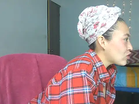 Olivia Bright online show from 03/18/26, 10:21