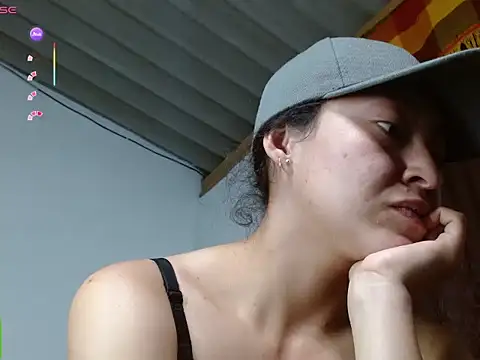 Olivia Bright online show from 05/27/26, 01:57