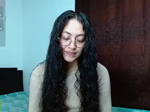 Olivia Bright online show from 04/17/26, 10:01