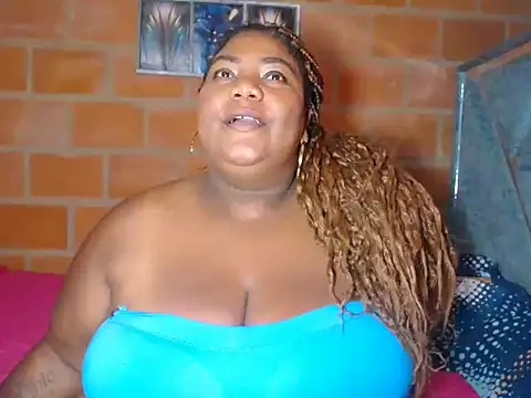 bustyboobsxxll online show from 02/05/26, 04:03