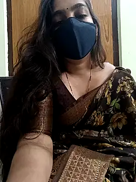 Snapshot of yoursana- chatting on 01/15/25, 03:39 yoursana- online show from 01/15/25, 03:39