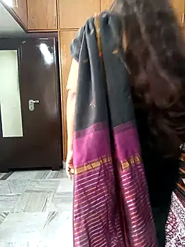 Snapshot of yoursana- chatting on 09/20/25, 04:39 yoursana- online show from 09/20/25, 04:39