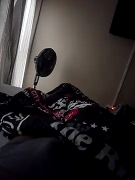 Snapshot of jonjob44 chatting on 11/16/25, 05:12 jonjob44 online show from 11/16/25, 05:12