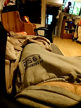 anonymus9006 online show from 12/18/25, 02:32