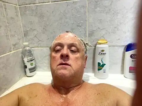 Snapshot of bigbadjon69 chatting on 01/10/26, 12:22 bigbadjon69 online show from 01/10/26, 12:22