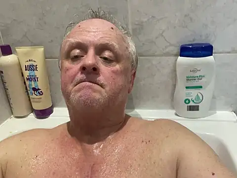 bigbadjon69 online show from 02/17/25, 03:33