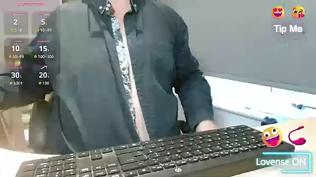 bigbadjon69 online show from 12/01/25, 01:45