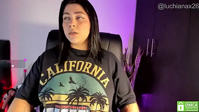 lucy26  online show from 04/10/26, 02:40