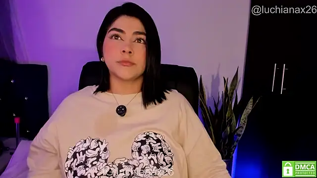 lucy26  online show from 06/03/26, 02:23