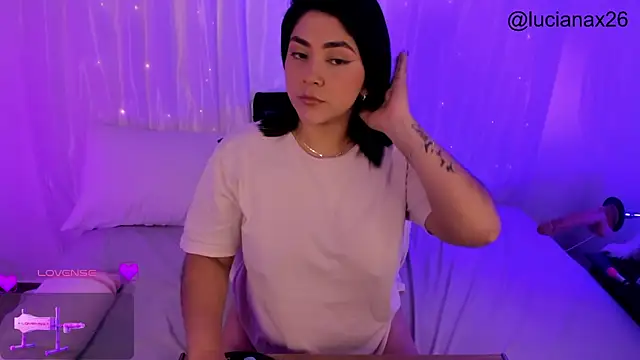 lucy26  online show from 11/26/25, 02:55