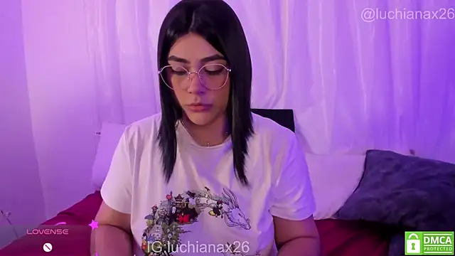 lucy26  online show from 02/12/26, 04:23