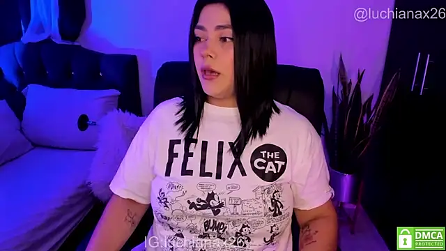 lucy26  online show from 04/19/26, 03:18