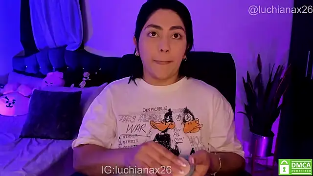 lucy26  online show from 04/17/26, 03:09