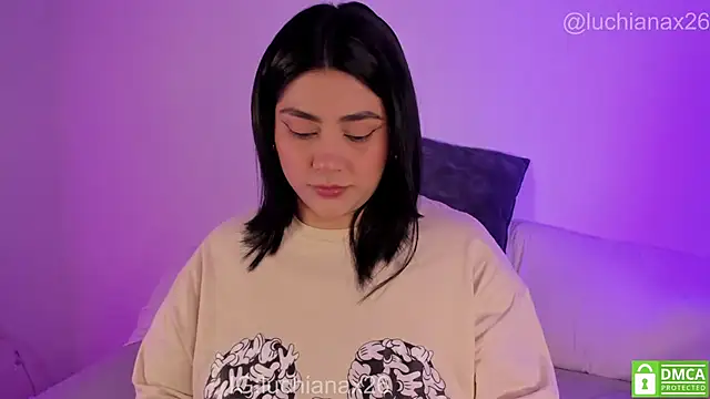 lucy26  online show from 03/31/26, 02:13