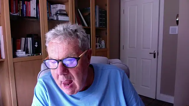 Snapshot of Oldpistolpete chatting on 06/13/26, 10:35 Oldpistolpete online show from 06/13/26, 10:35