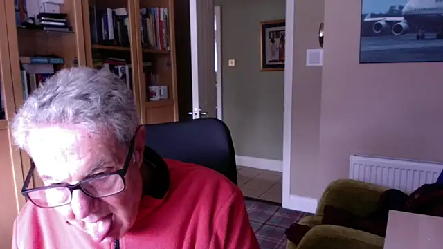 Oldpistolpete online show from 02/18/25, 03:52