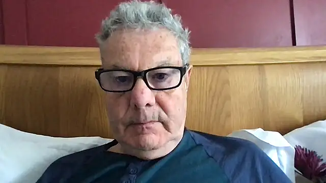 Snapshot of Oldpistolpete chatting on 05/05/26, 08:39 Oldpistolpete online show from 05/05/26, 08:39