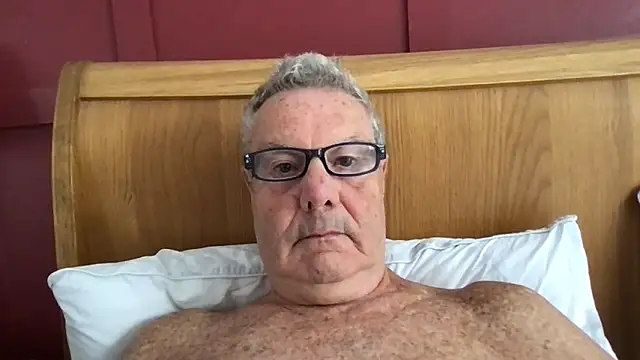 Snapshot of Oldpistolpete chatting on 06/16/26, 08:58 Oldpistolpete online show from 06/16/26, 08:58