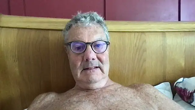 Snapshot of Oldpistolpete chatting on 06/21/26, 10:54 Oldpistolpete online show from 06/21/26, 10:54