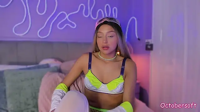 Sofly s online show from 10/12/25, 04:14