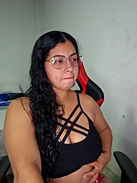 Snapshot of Mary_pinkish chatting on 01/12/26, 02:51 Mary pinkish online show from 01/12/26, 02:51